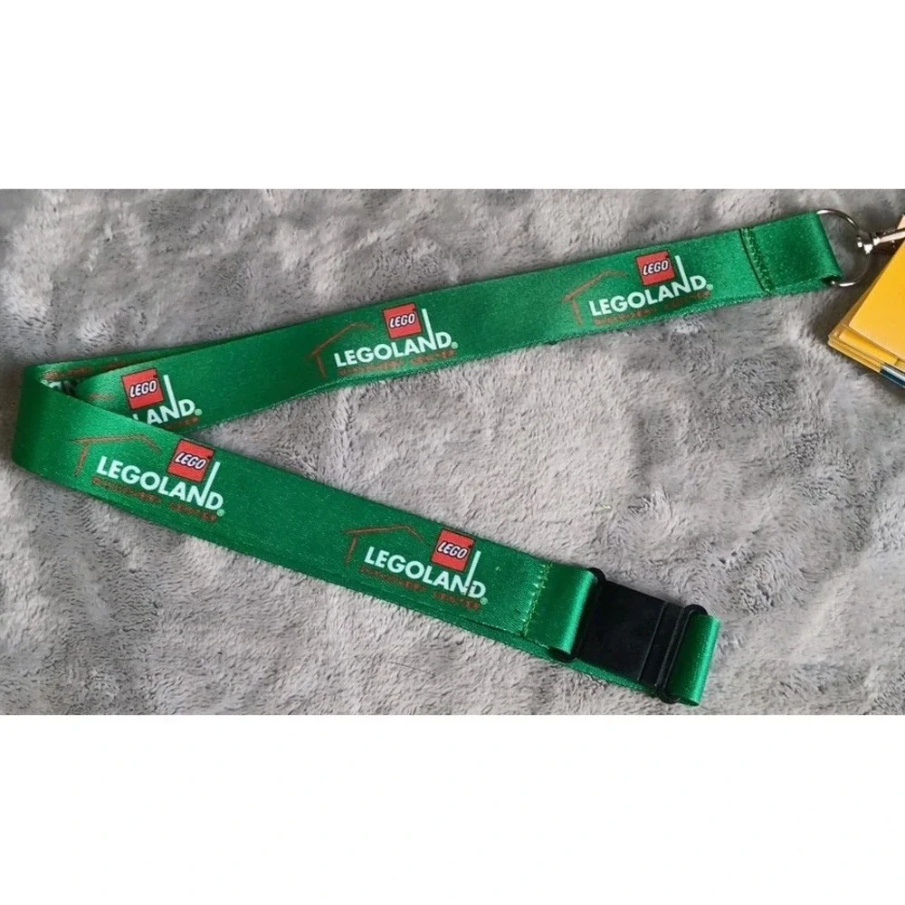 Lego Legoland‎ Discovery Center Activity Pack Green Lanyard Kids 2014 - Picture 6 of 6